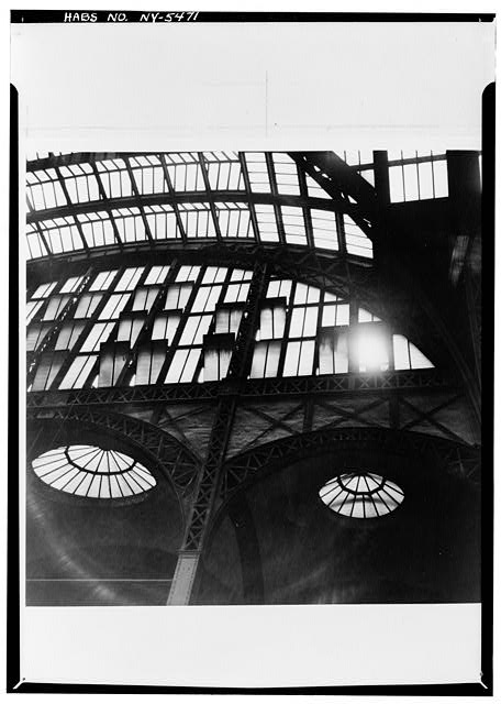 Another Berenice Abbott image from 1935. Photograph courtesy of the NYPL. 